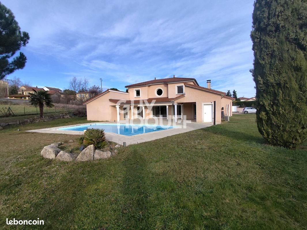 Maison à vendre, 159m², Montbrison