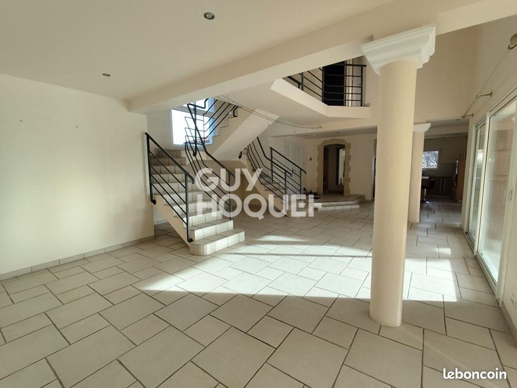 Maison à vendre, 159m², Montbrison