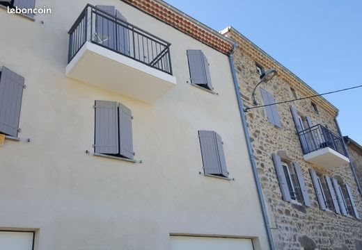 Appartement à louer, 92m², Eclassan