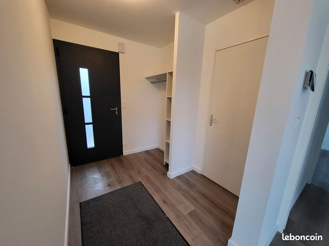 Maison à louer, 98m², Plouvien