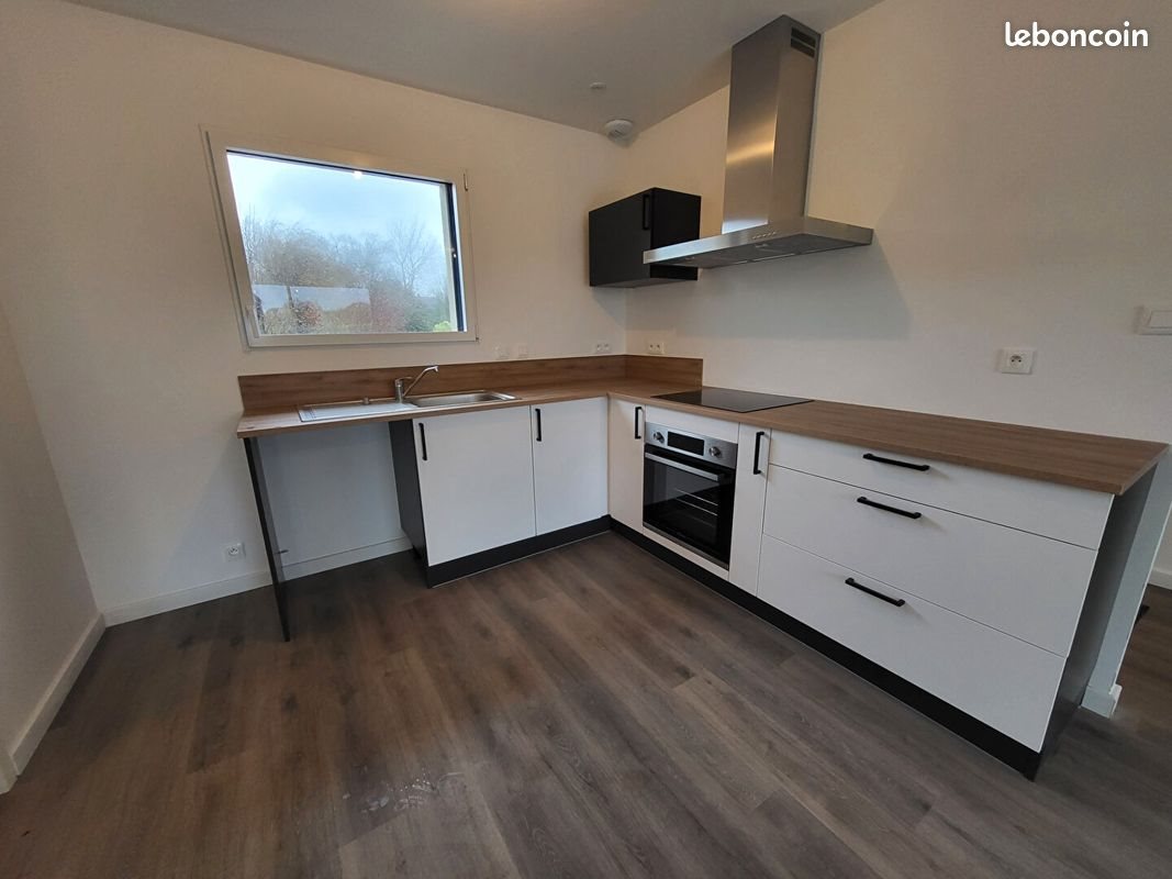 Maison à louer, 98m², Plouvien