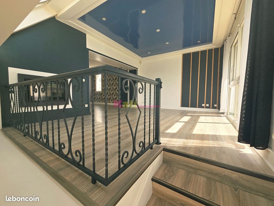 Maison à vendre, 198m², Kersaint-Plabennec