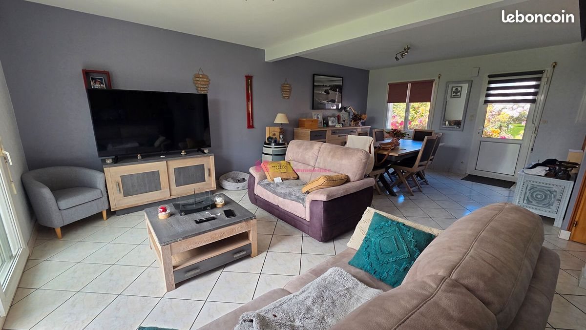 Maison à vendre, 106m², Ploudiry