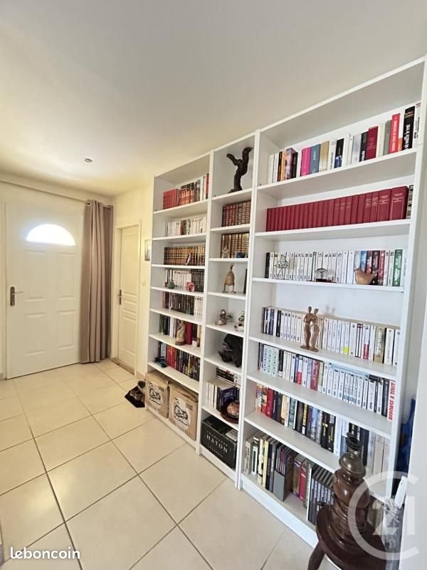 Maison à vendre, 102m², Pomas