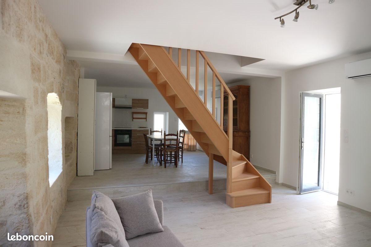 Appartement à louer, 88m², Vallabrègues