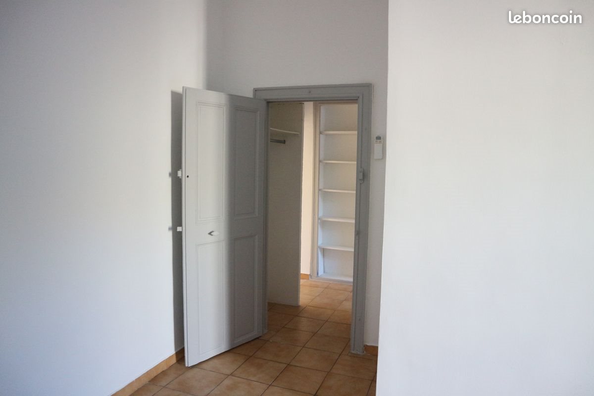 Appartement à louer, 68m², Nîmes