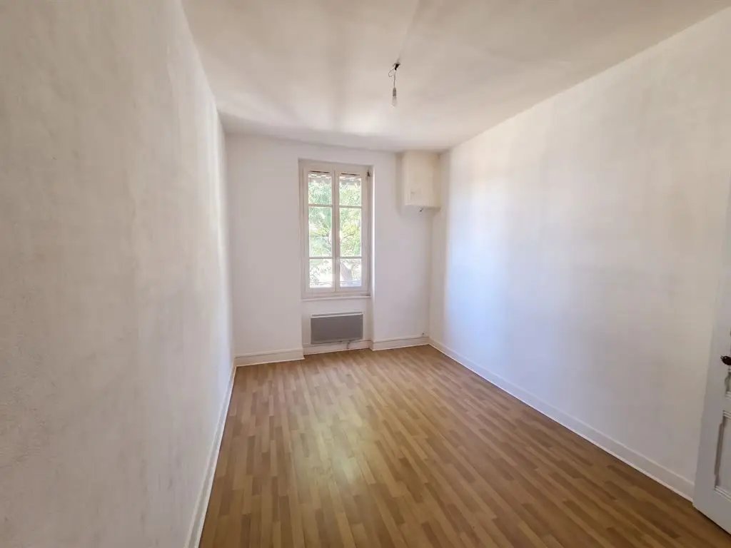 Appartement à vendre, 350m², Vénissieux