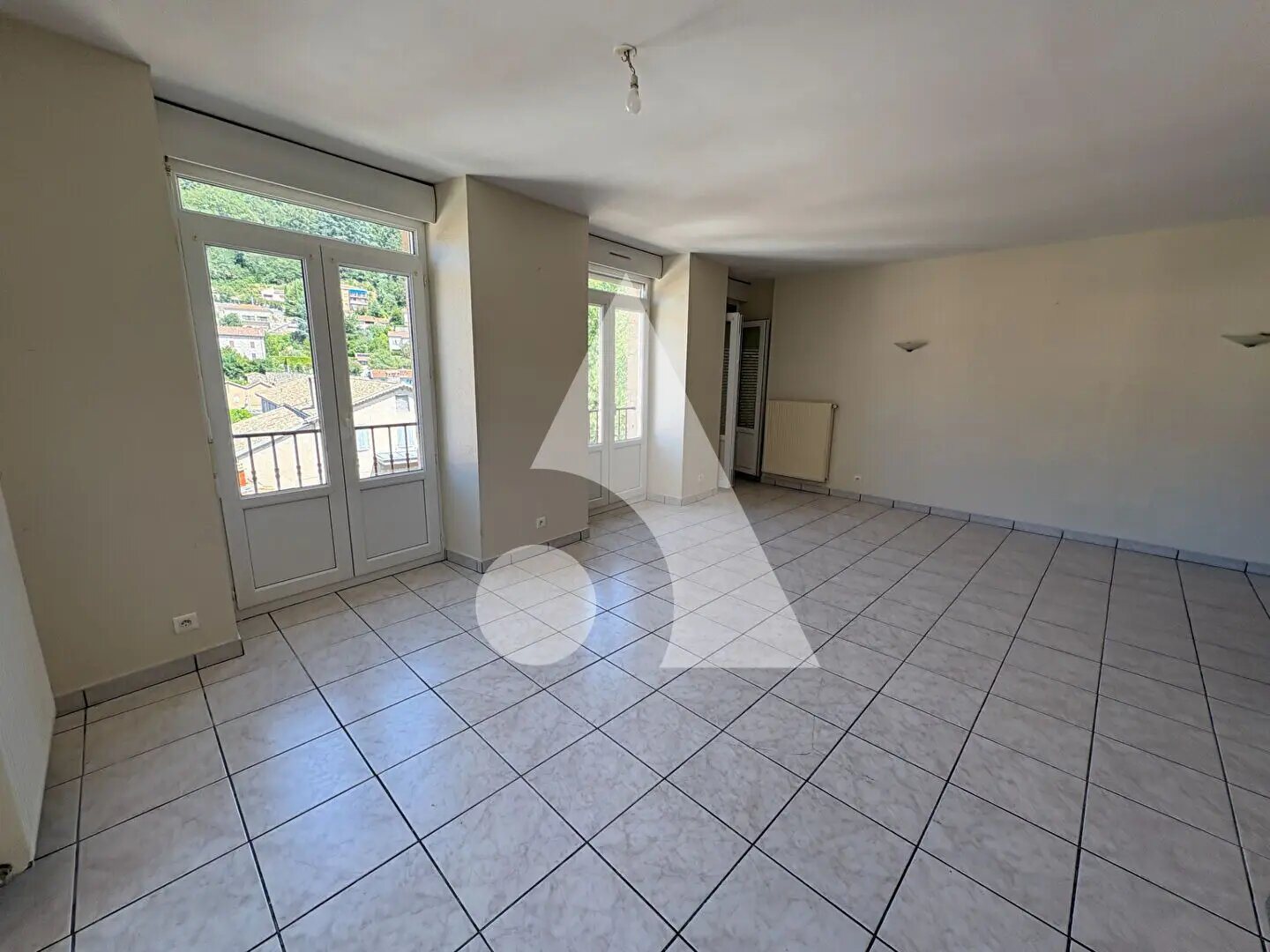 Appartement à vendre, 68m², Vals-les-Bains