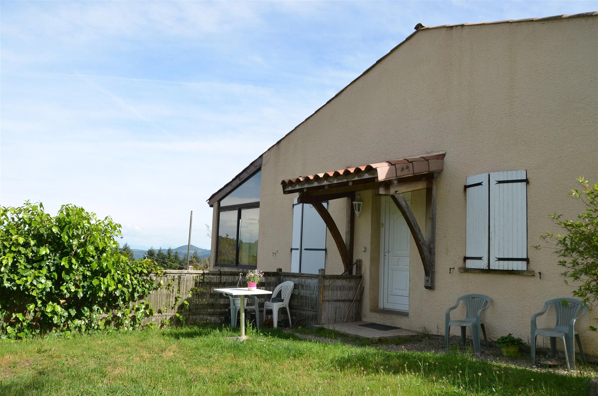Maison à vendre, 236m², Saint-Michel-de-Chabrillanoux