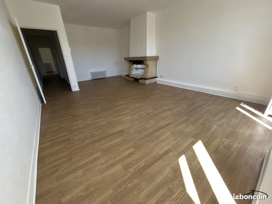Appartement à louer, 104m², Decazeville