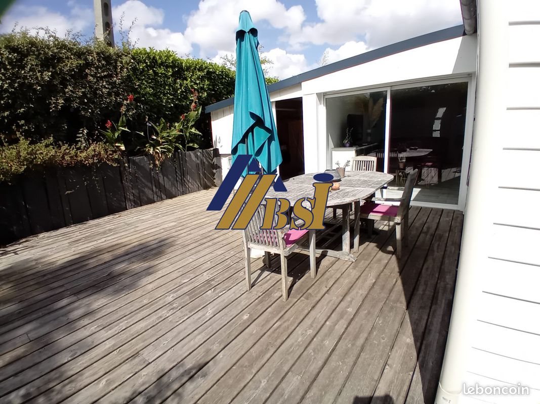 Maison à louer, 138m², Plougonvelin