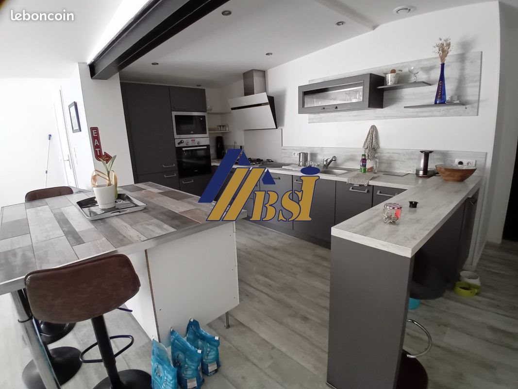 Maison à louer, 138m², Plougonvelin