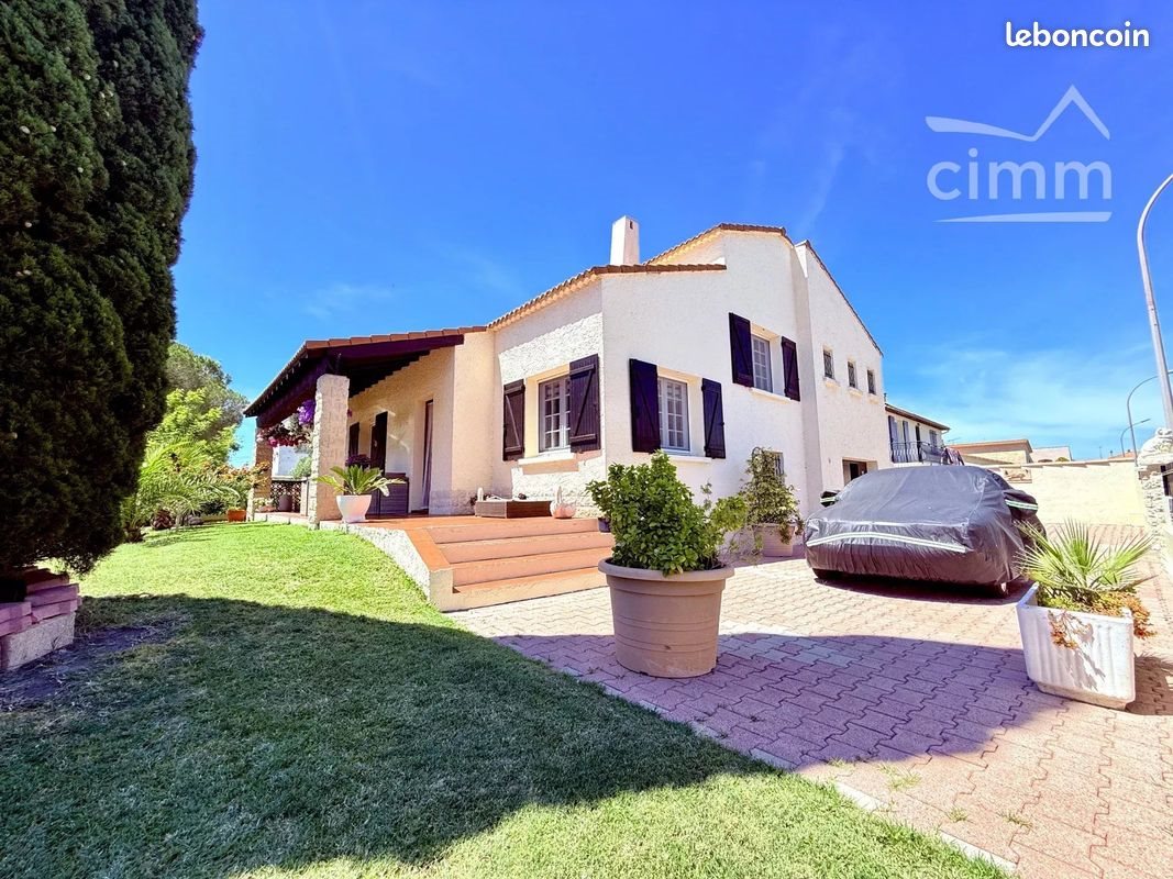 Maison à vendre, 108m², Salin-de-Giraud