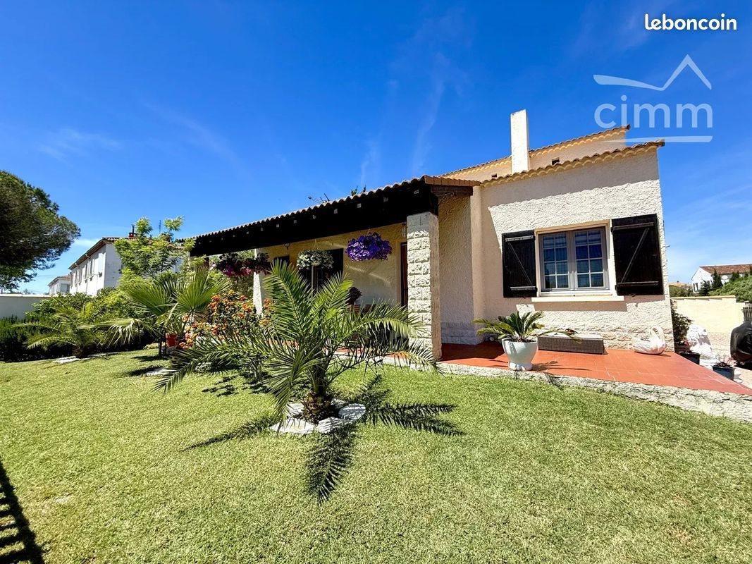 Maison à vendre, 108m², Salin-de-Giraud