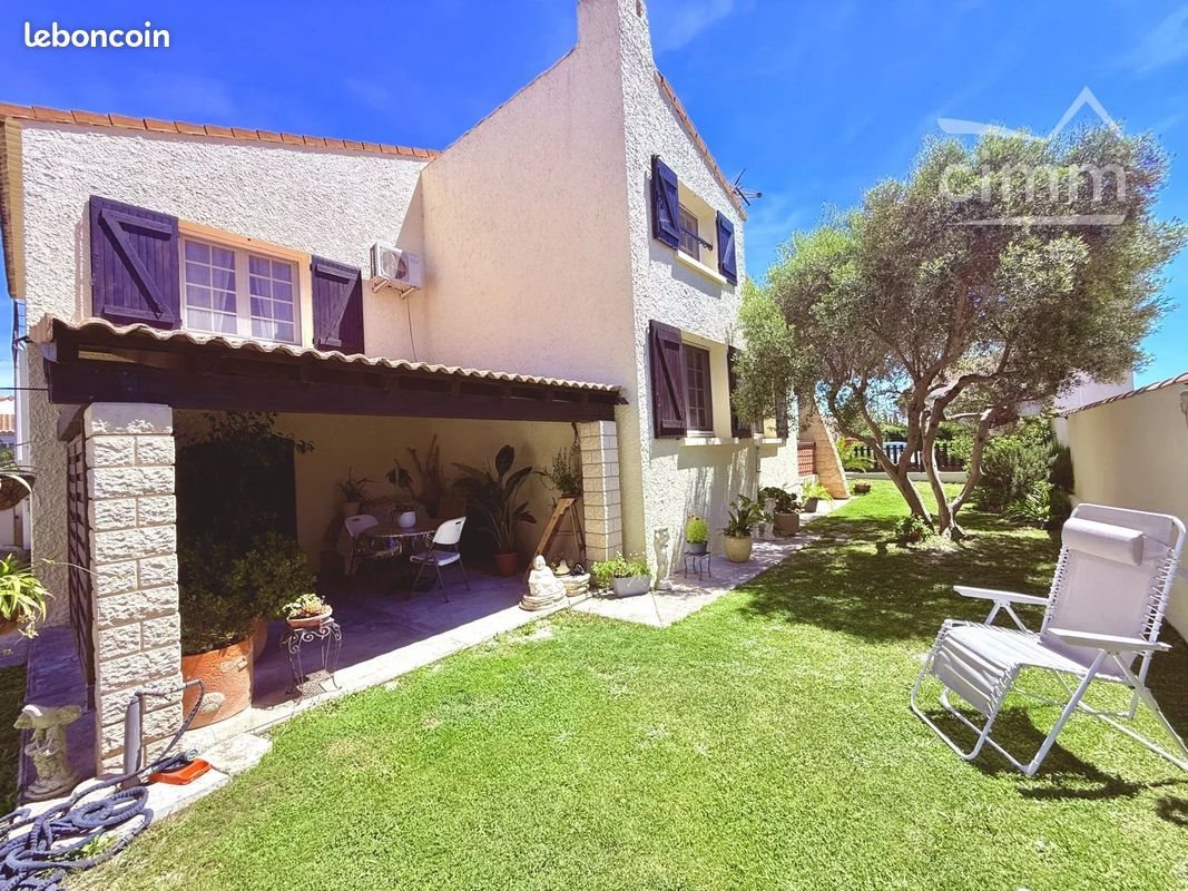 Maison à vendre, 108m², Salin-de-Giraud