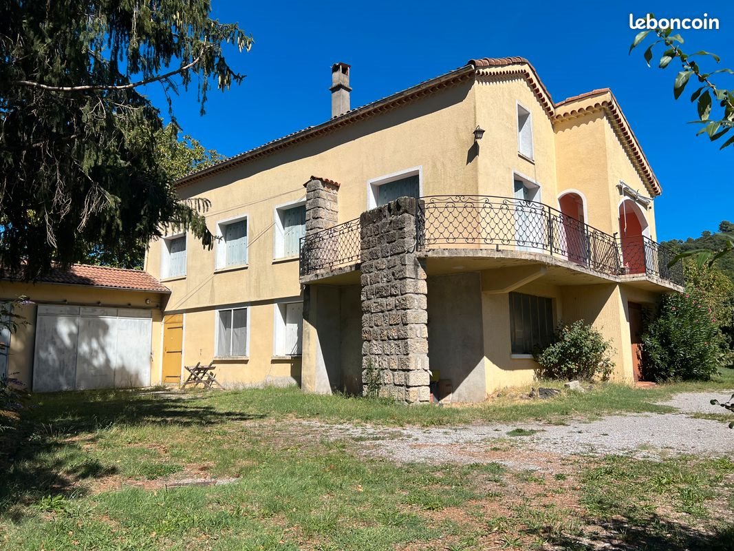 Maison à vendre, 162m², Lalevade-d'Ardèche