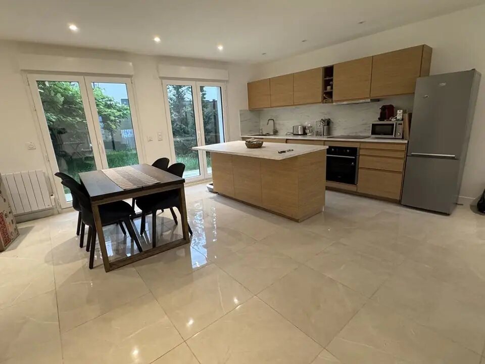 Maison à vendre, 120m², Ormesson-sur-Marne