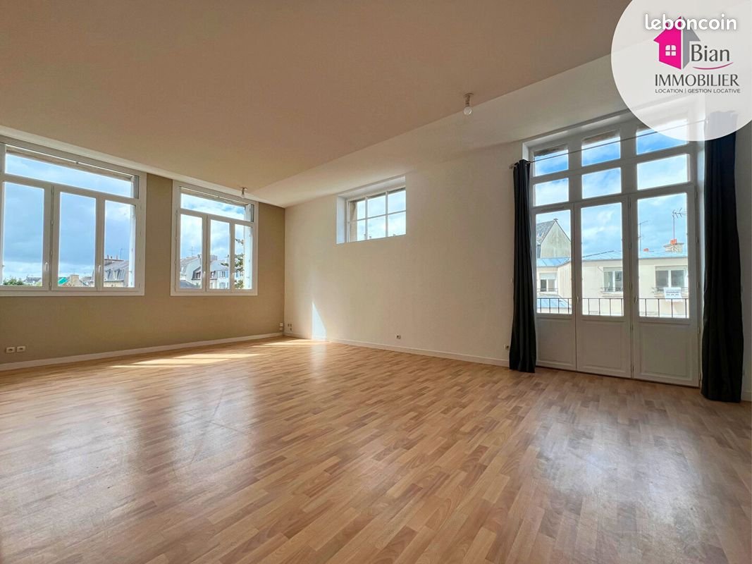 Appartement à louer, 79m², Landerneau