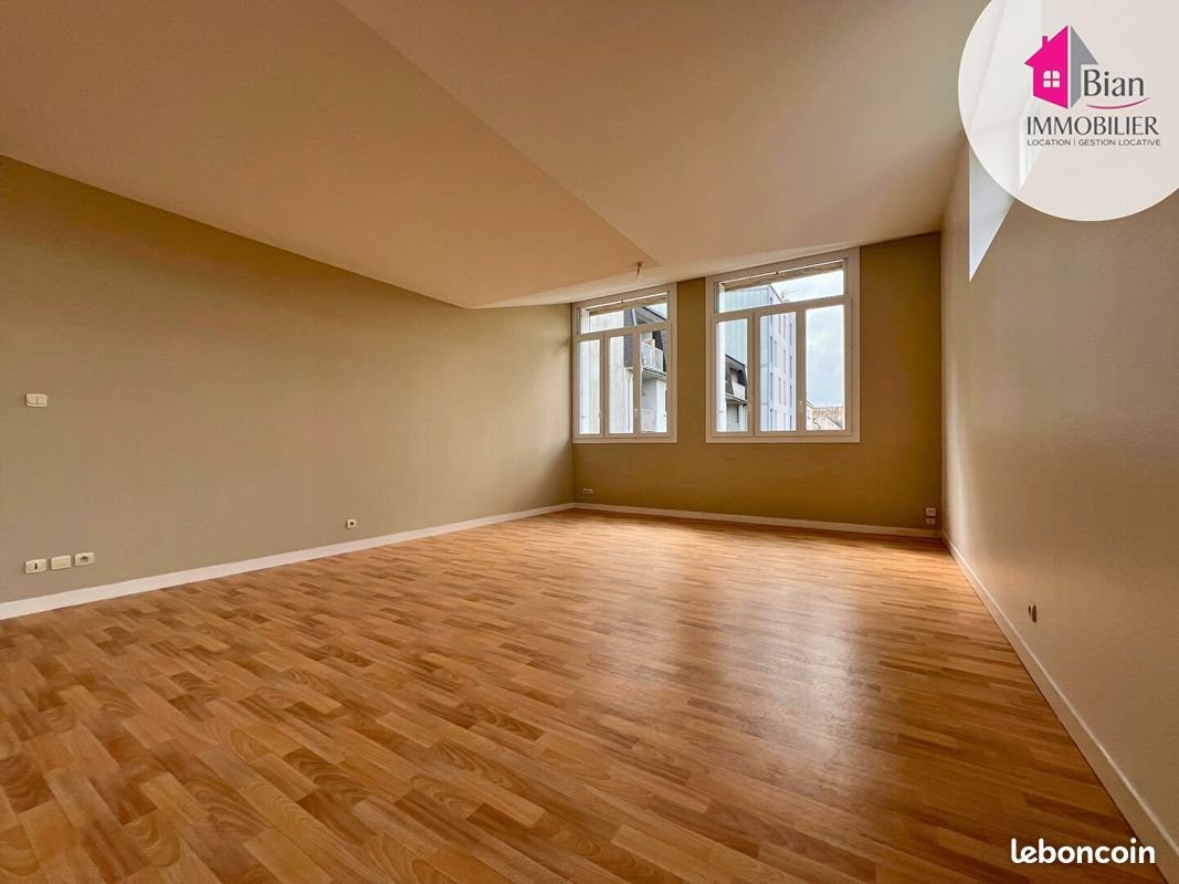 Appartement à louer, 79m², Landerneau