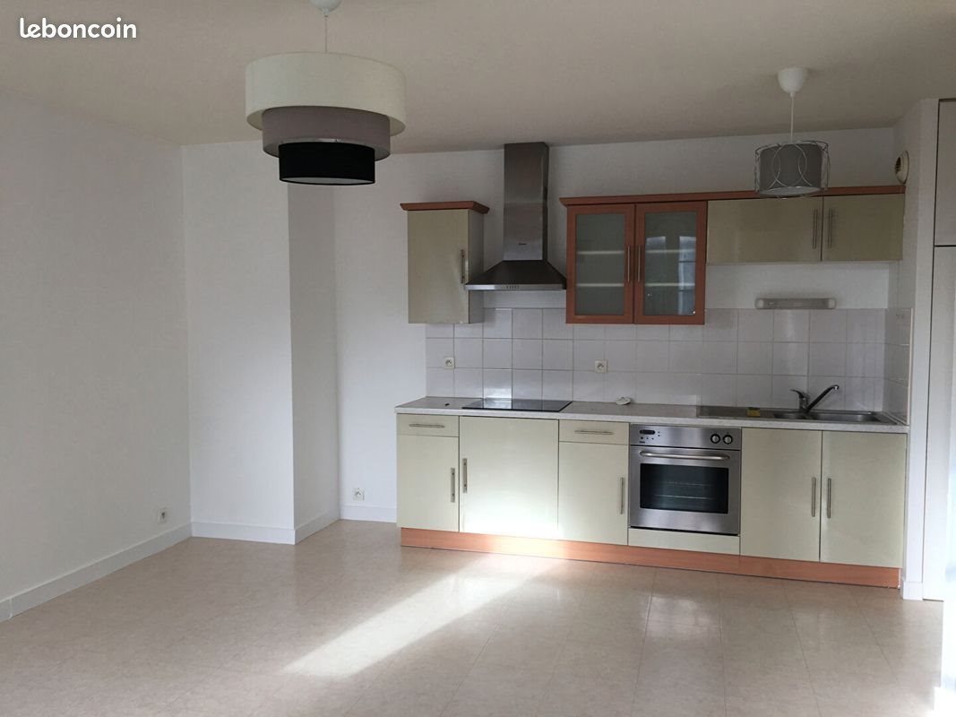 Appartement à louer, 56m², Landerneau