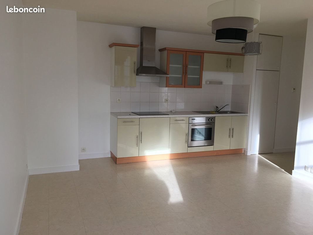 Appartement à louer, 56m², Landerneau