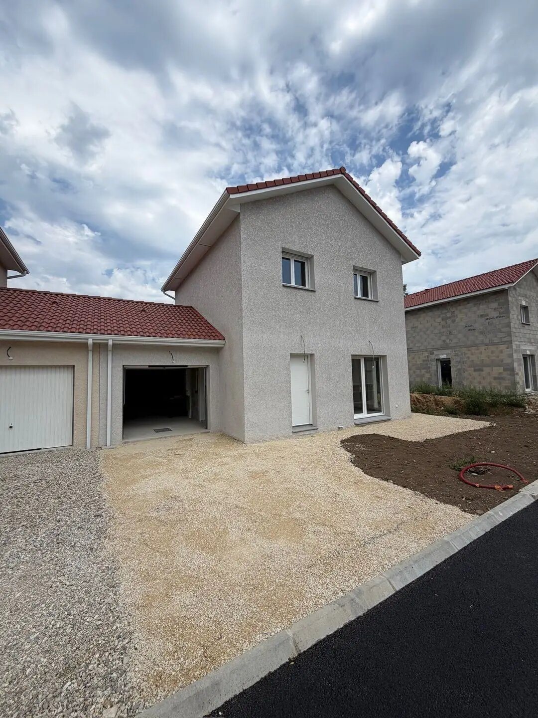 Maison à vendre, 85m², Montferrat
