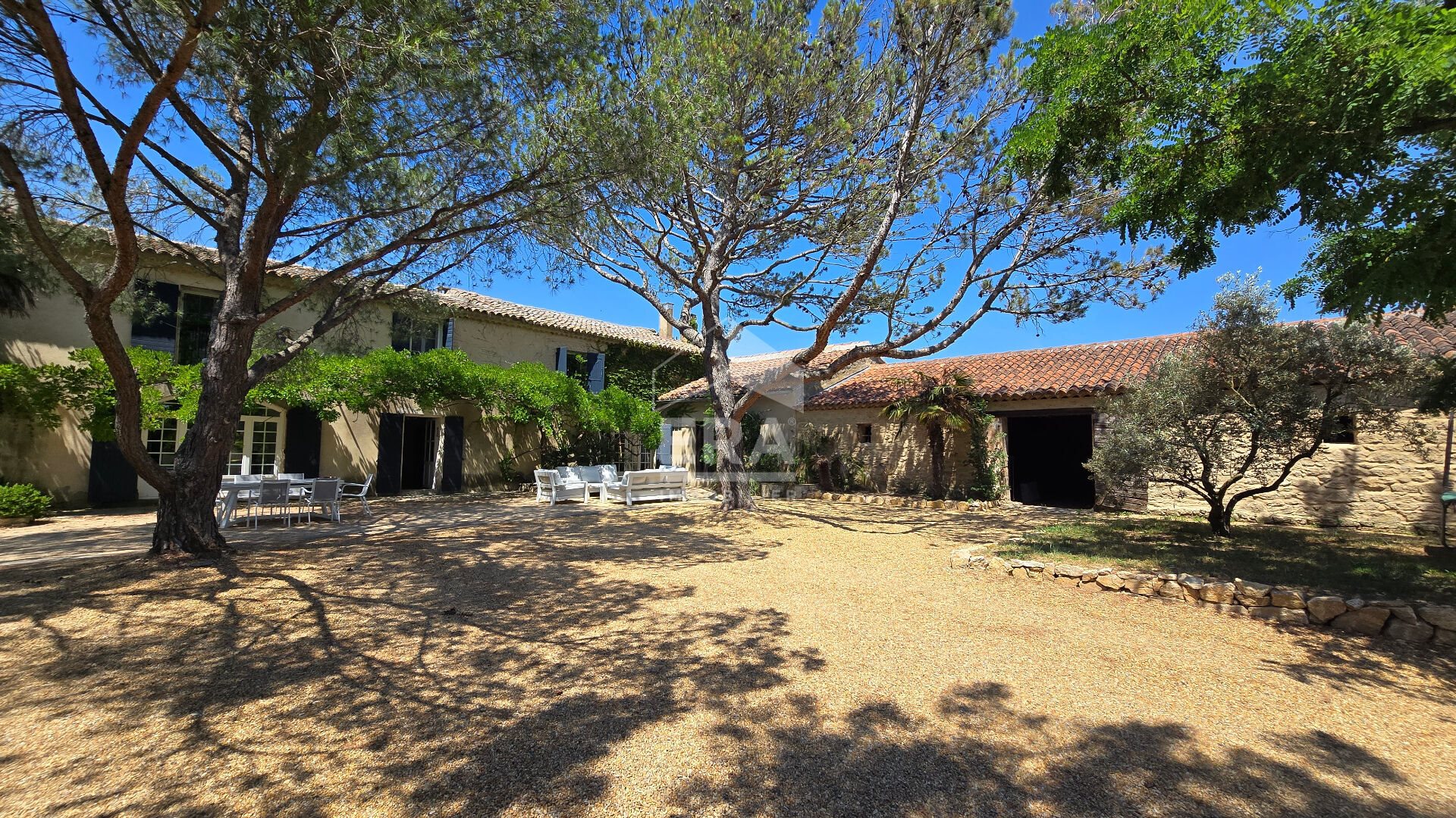 Maison à vendre, 314m², Alleins