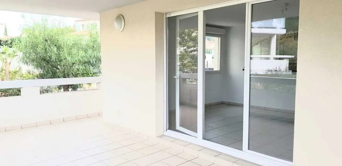 Appartement à louer, 74m², La Ciotat
