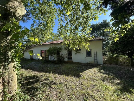 Maison 6 pièces 144 m² · à Montesquieu-Volvestre · 144 m² · 181 900 €