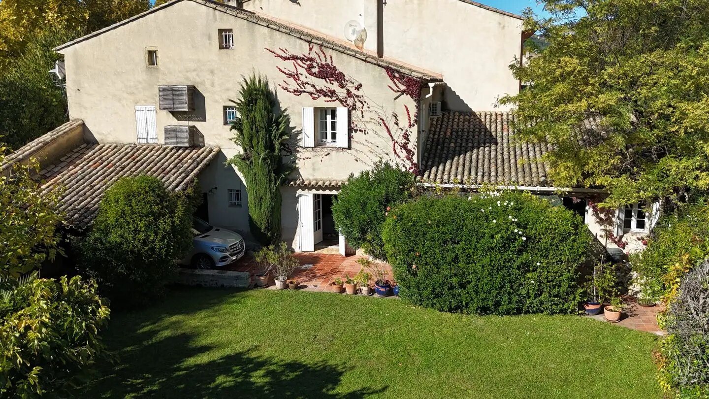 Maison à vendre, 227m², Pélissanne