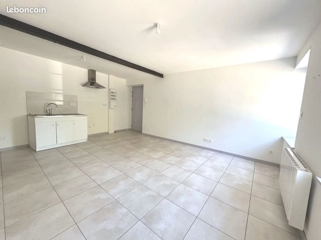 Appartement à louer, 60m², Pélussin