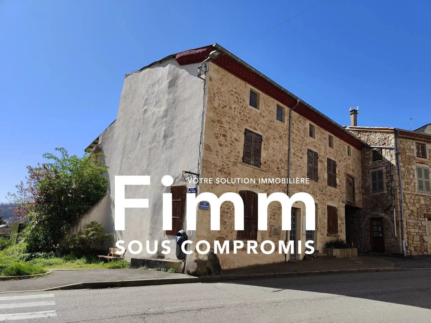 Maison à vendre, 750m², Pélussin