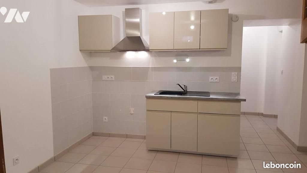Maison à vendre, 69m², Trévé