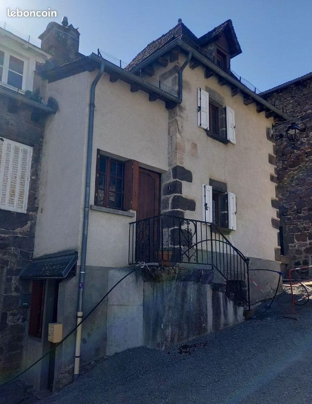 Maison à vendre, 46m², Vic-sur-Cère