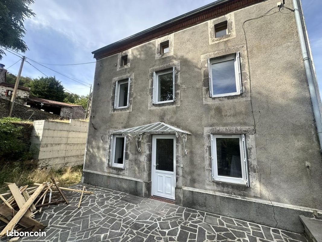 Maison à vendre, 175m², Massiac