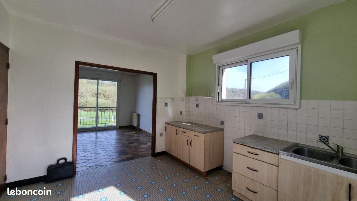 Maison à vendre, 74m², Plusquellec