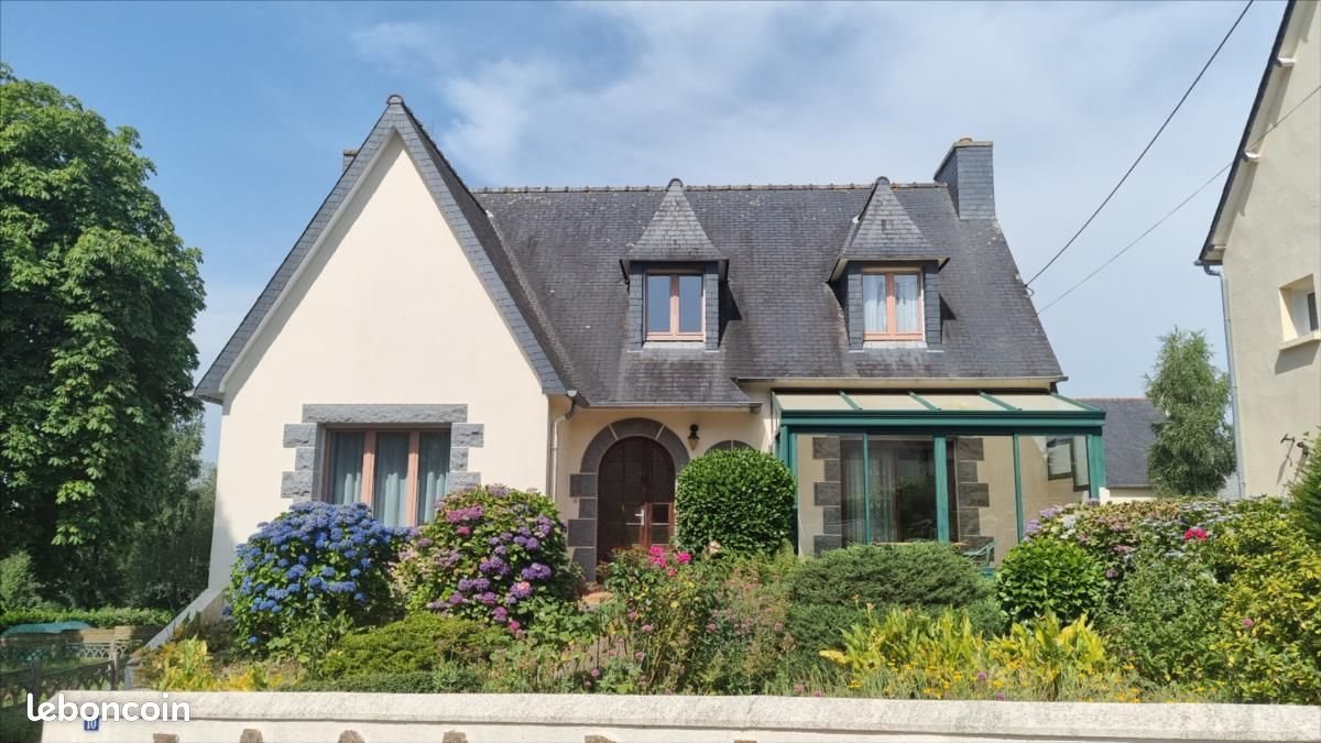 Maison à vendre, 121m², Callac