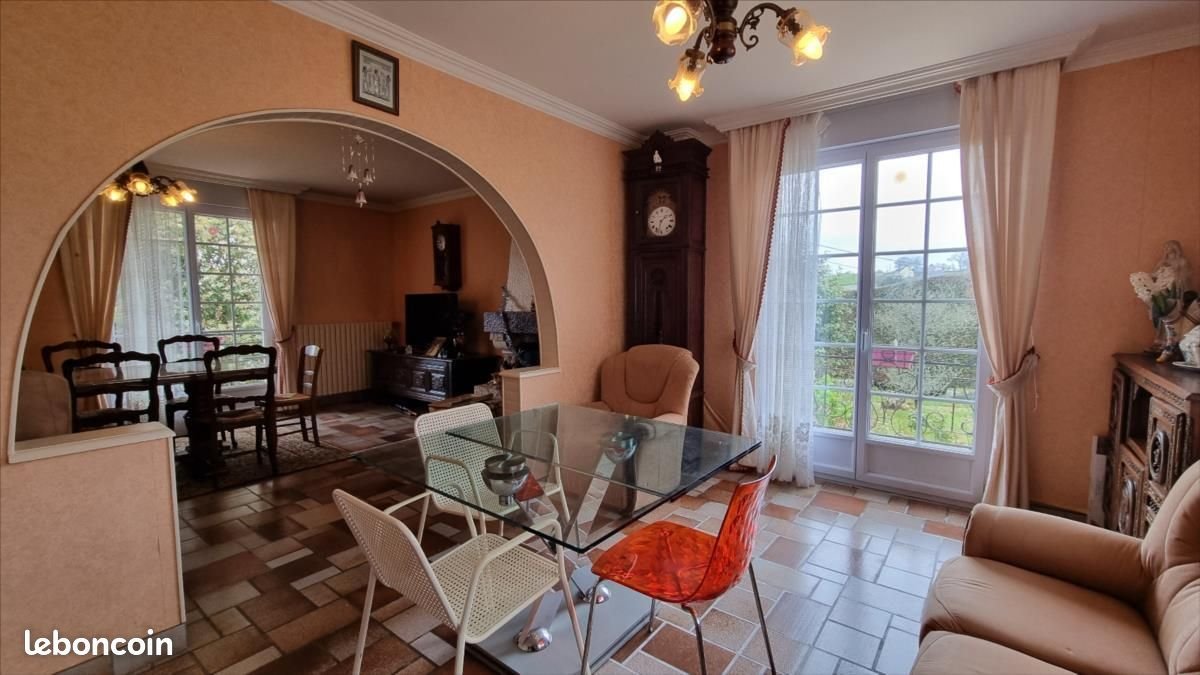 Maison à vendre, 143m², Callac