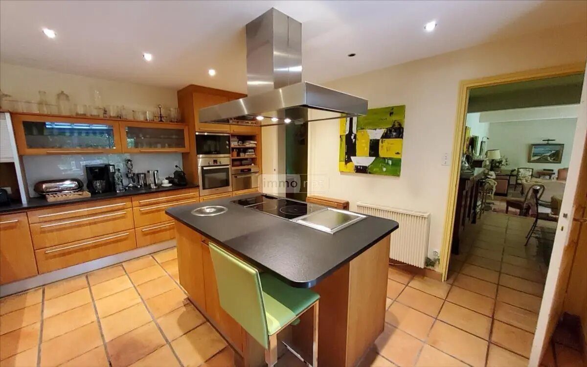 Maison à vendre, 300m², Trébrivan