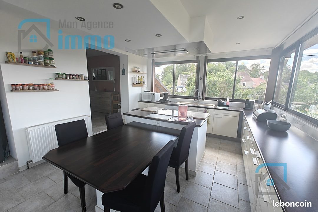 Maison à vendre, 162m², Mehun-sur-Yèvre