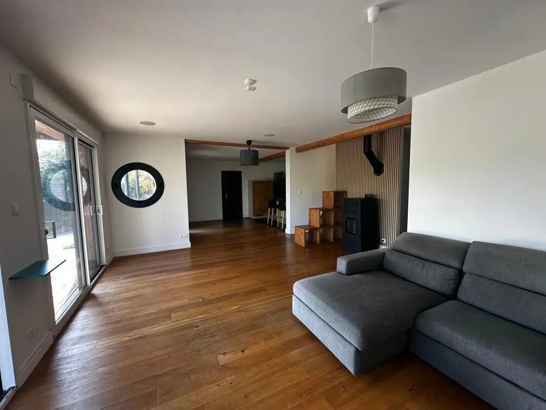 Maison à louer, 154m², Mauzac