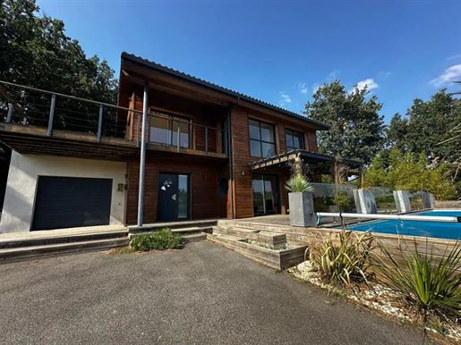 Advert pic 0