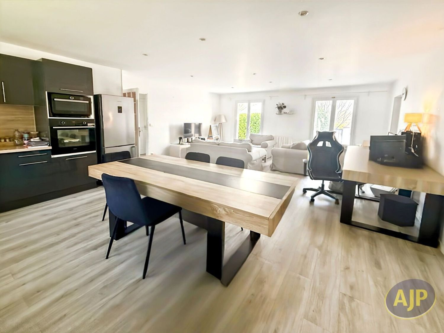 Maison à vendre, 107m², Carbon-Blanc