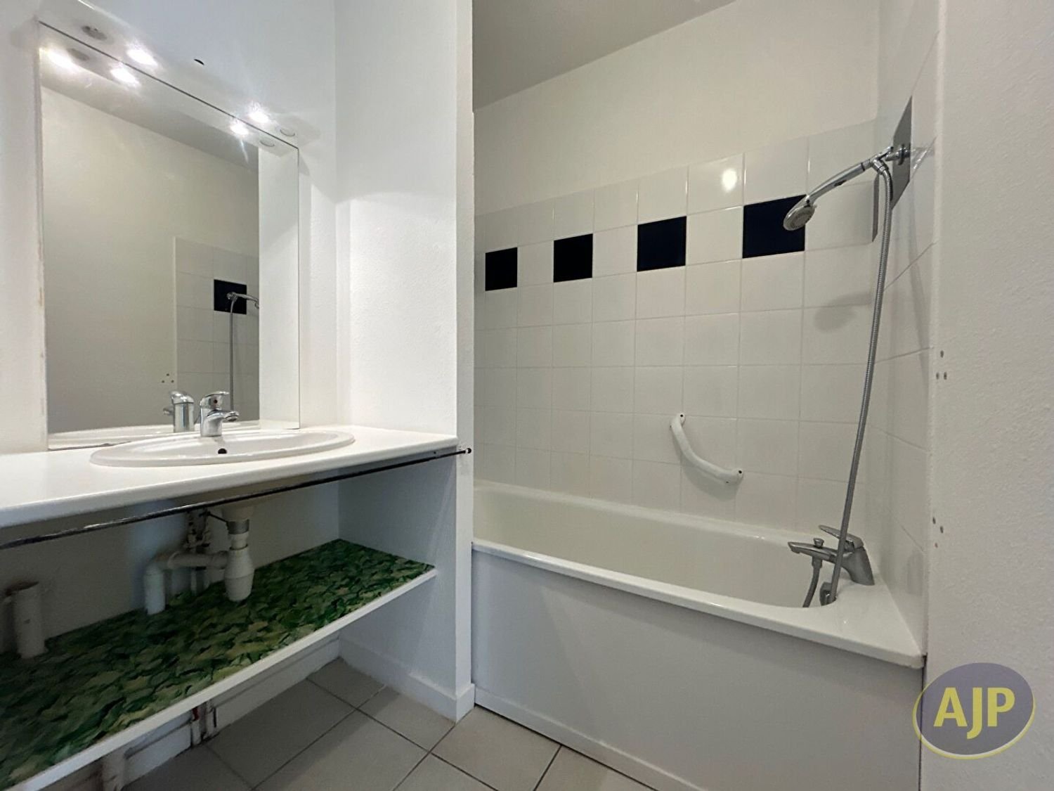 Appartement à louer, 54m², Cavignac