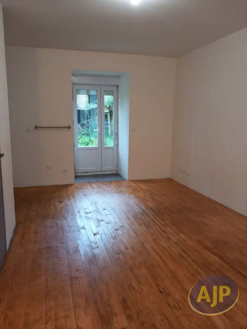 Appartement à louer, 23m², Lesparre-Médoc
