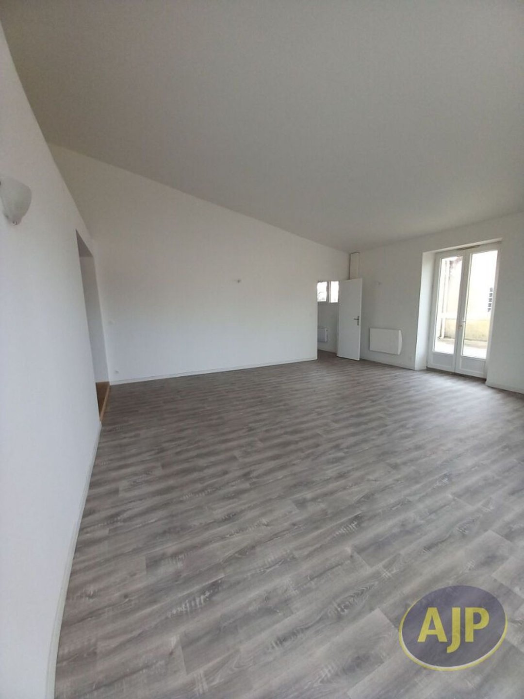 Maison à louer, 111m², Gaillan-en-Médoc