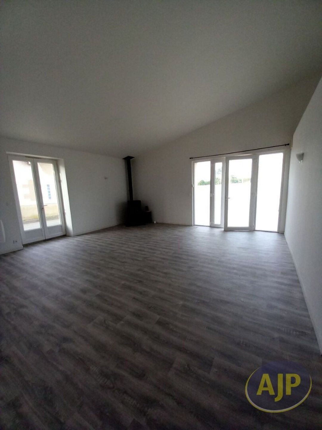 Maison à louer, 111m², Gaillan-en-Médoc