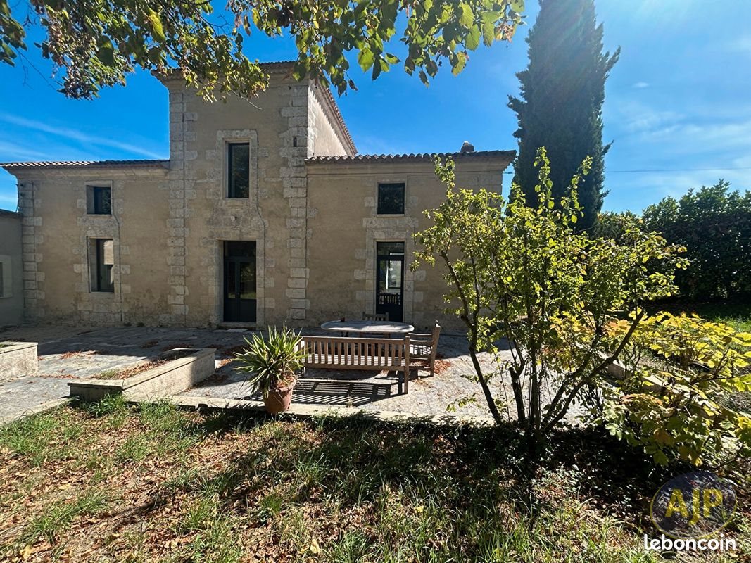 Maison à louer, 153m², Fronsac