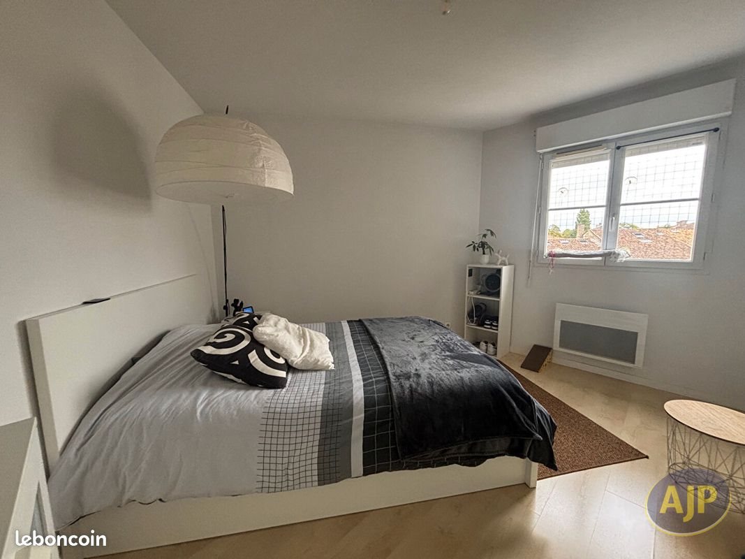 Appartement à louer, 61m², Libourne