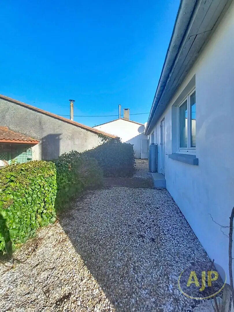 Maison à vendre, 141m², Bégadan